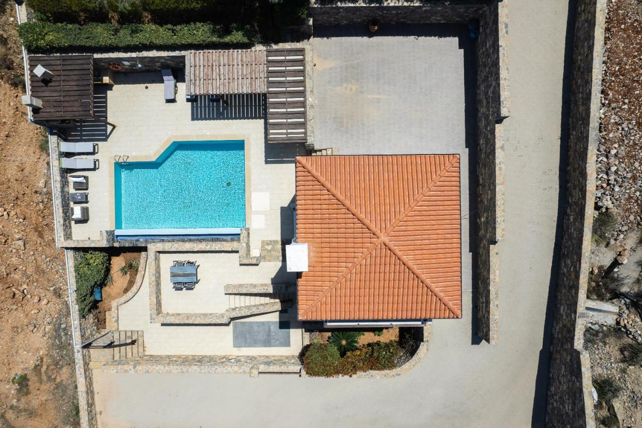 Maris Villas 伊罗达 外观 照片
